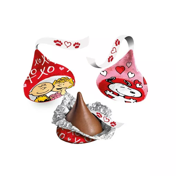 Hershey's Valentine's Kisses Milk Chocolate Snoopy &amp; Friends Foils
